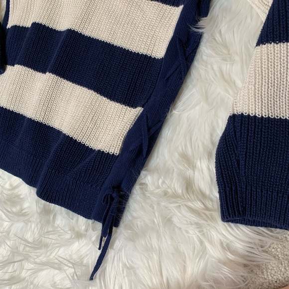 TALBOTS SWEATER - Picture 2 of 4